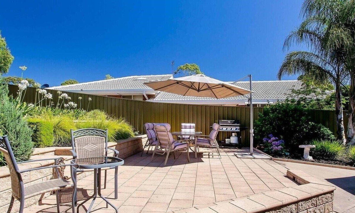 Pasadena House | 20 + group house