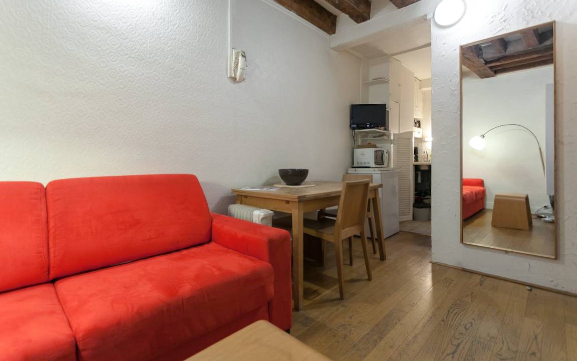 6th Arrondissement Apartment | 20 m² Apartment ∙ 2 guests