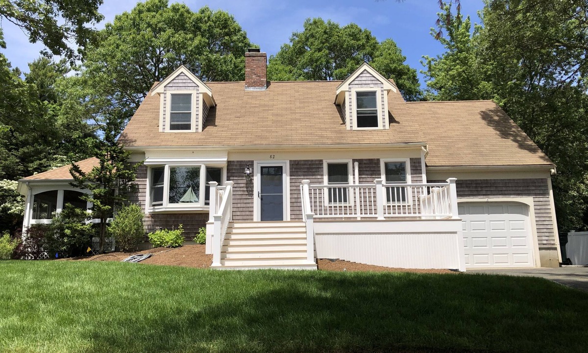 Cotuit House | 20% OFF JUNE DATES! Make Some Great Summer Memories on Cape Cod