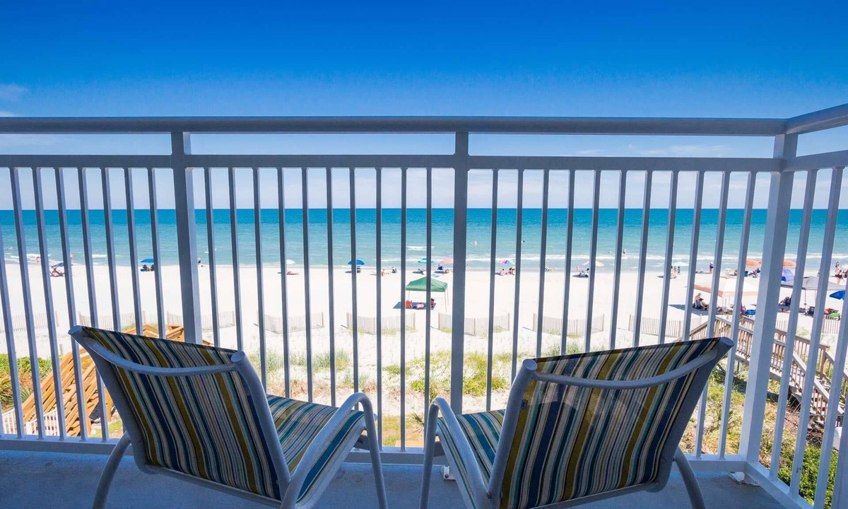 Surfside Beach Condo | *20% Off New Stays Through May*