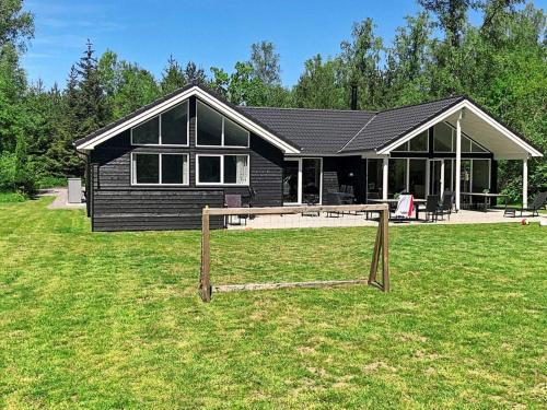 Frederiksvaerk House | 20 person holiday home in Frederiksværk