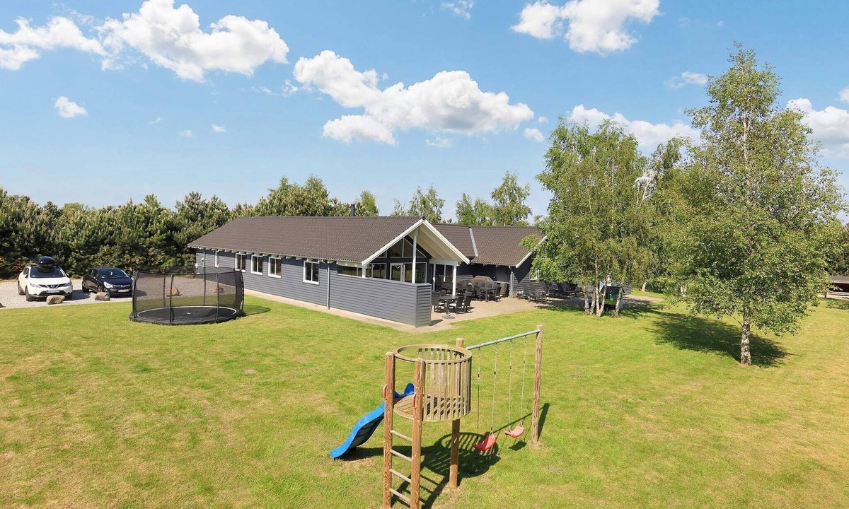 Bøtø By House | 20 person holiday home in Væggerløse