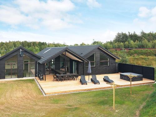 Sundstrup House | 20 person holiday home in Højslev-By Traum
