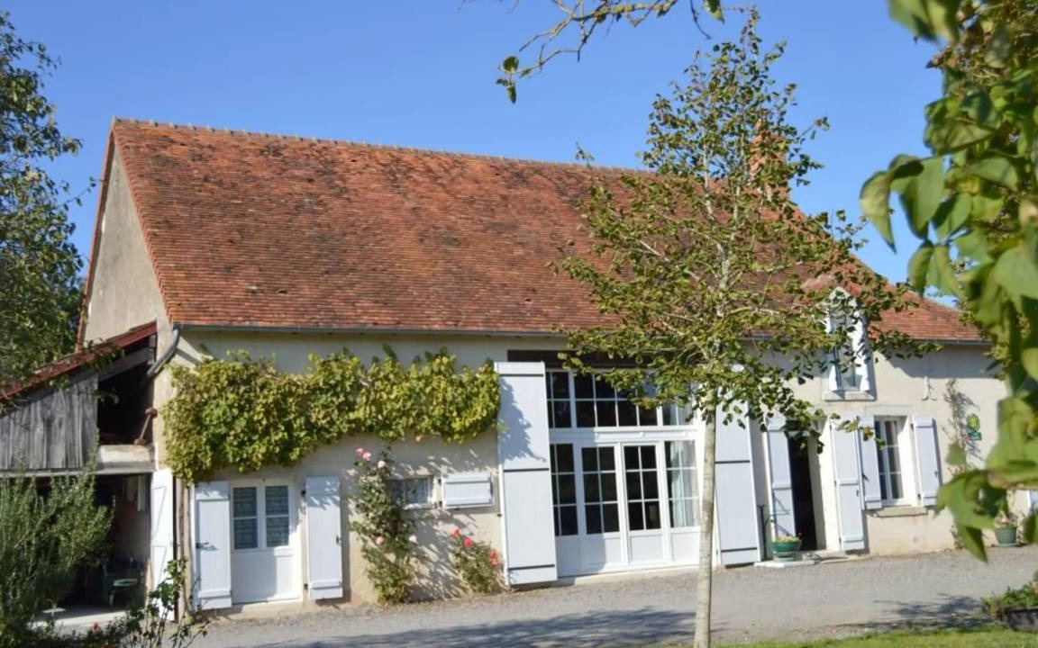 Sarzay House | 200 m² House ∙ 4 bedrooms ∙ 12 guests