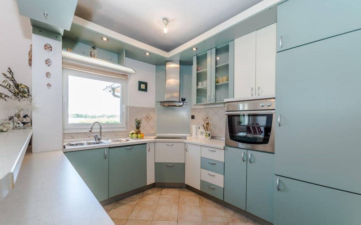 Lovinac House | 2000 m² House ∙ 4 bedrooms ∙ 8 guests