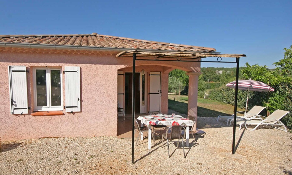 Casteljau House | 200m from the river: 3-star gite with swimming pool