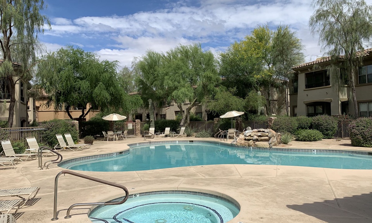 Village Fairways Condo | 2026 Discount North Scottsdale Updated furniture & paint, 1st floor, Poolside