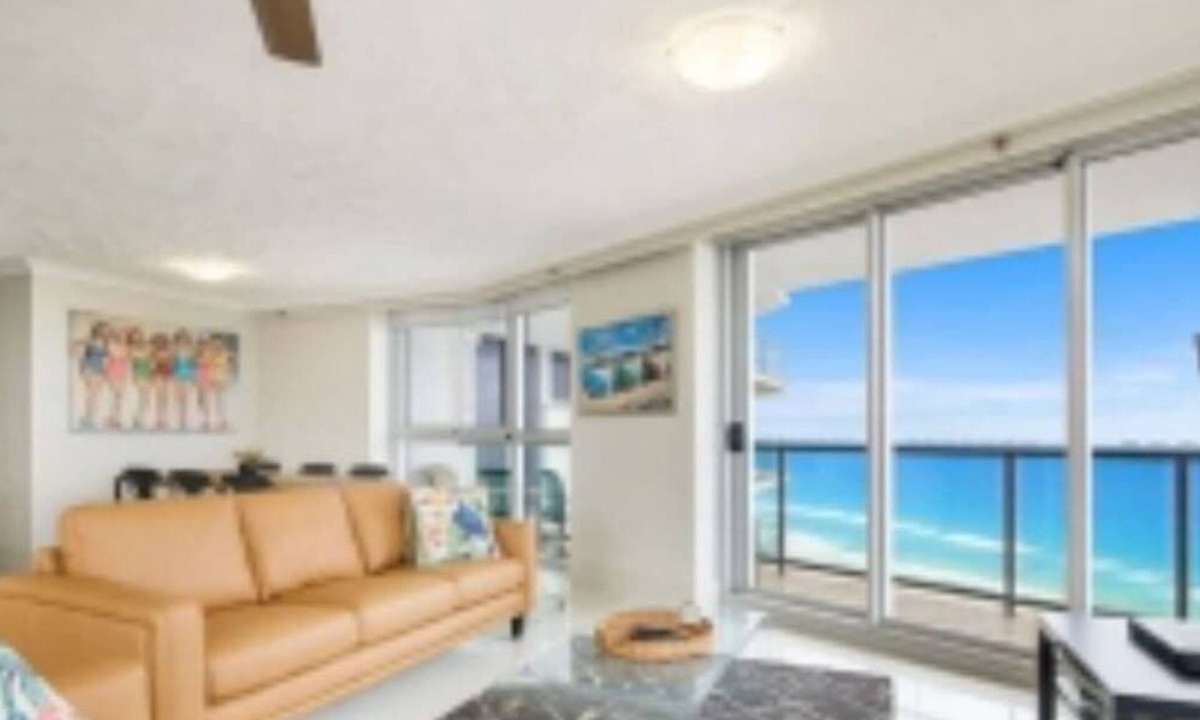 Surfers Paradise Apartment | 20F Peninsula Summary