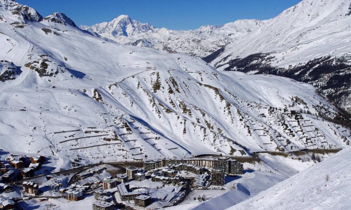Le Lavachet Apartment | 20m from resort center, 6th floor, balcony, tv, ski locker, 24m², Tignes