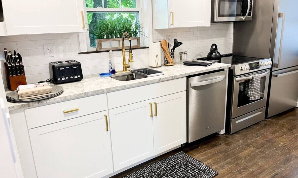 Bristol Apartment | #21 *COMFORT & LUXURY*