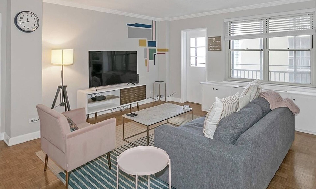 Peachtree Center Condo | 21 first floor cozy condo in the center of DT Atlanta