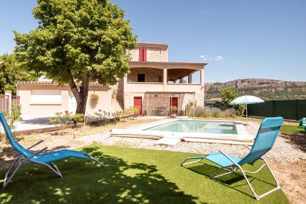Aubenas House | 210 m² House ∙ 3 bedrooms ∙ 9 guests