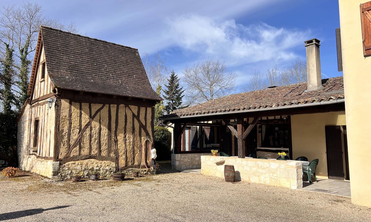 Rives House | 210 m2 villa between nature and bastide in Rives