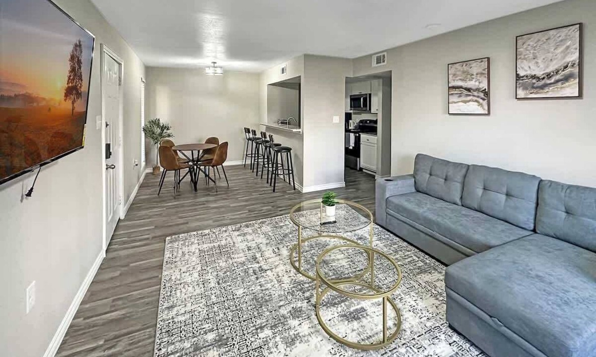 Addison Apartment | 2107 · Addison, Free park, Wi-Fi, Pool and Gym