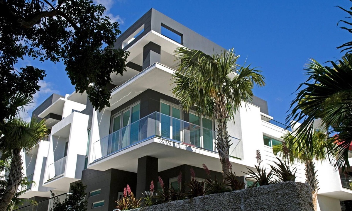 Brickell House | 2110 Brickell Ave #1townhouse