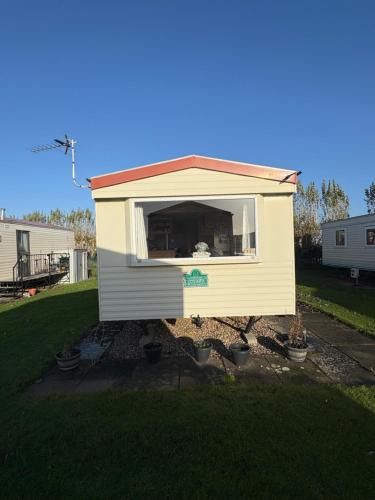 Chapel Saint Leonards Resort | 215 North Happy Days