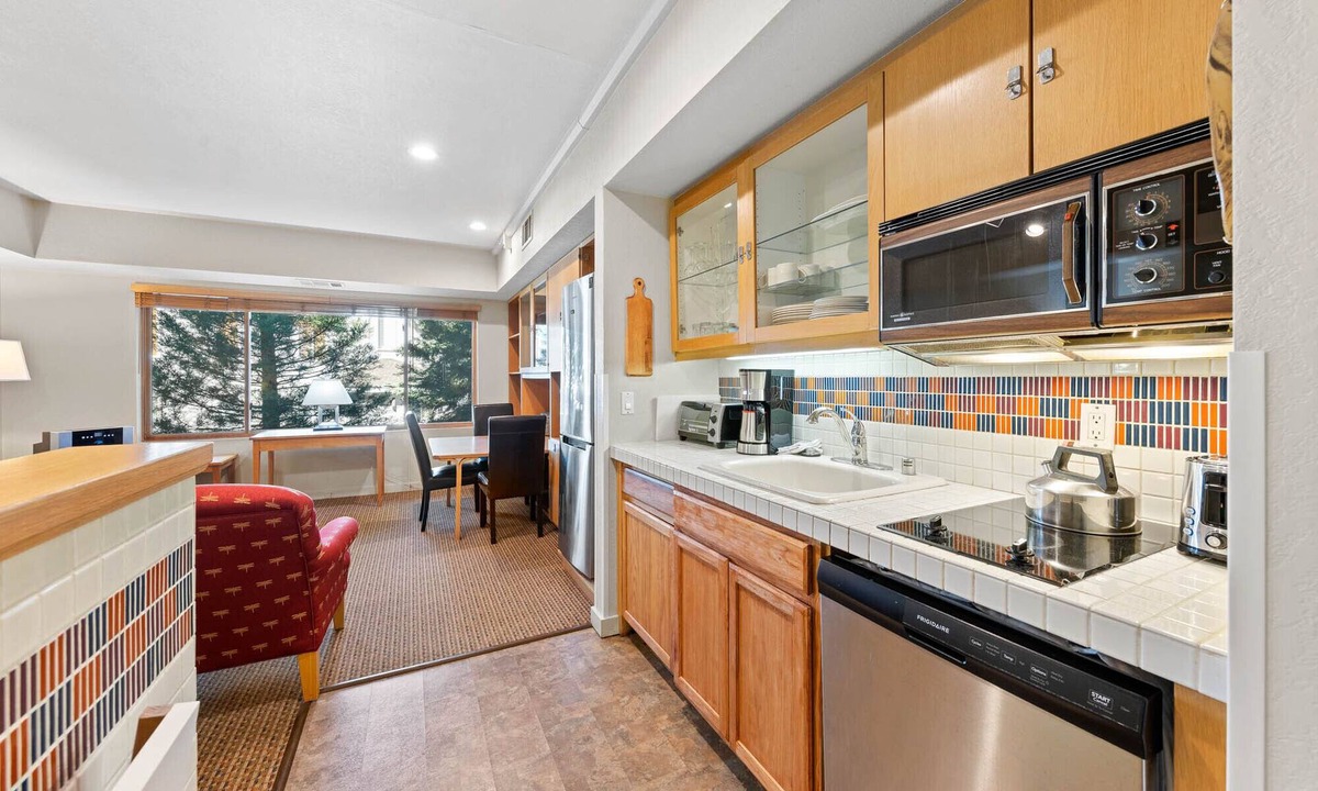 Olympic Valley Condo | 215 | Stay & Ski Studio by slopes - Full Fridge
