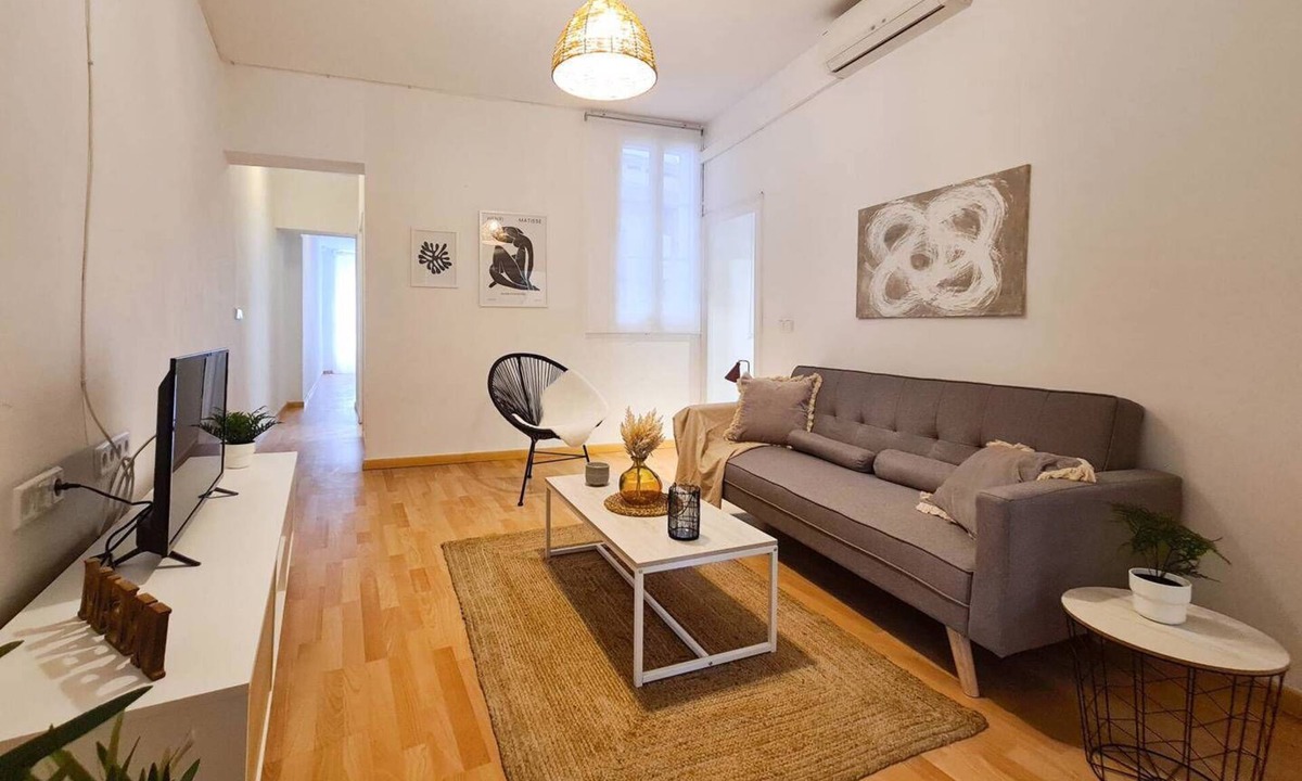 Gothic Quarter Apartment | 21ara1085- 4br apartment in Gótico