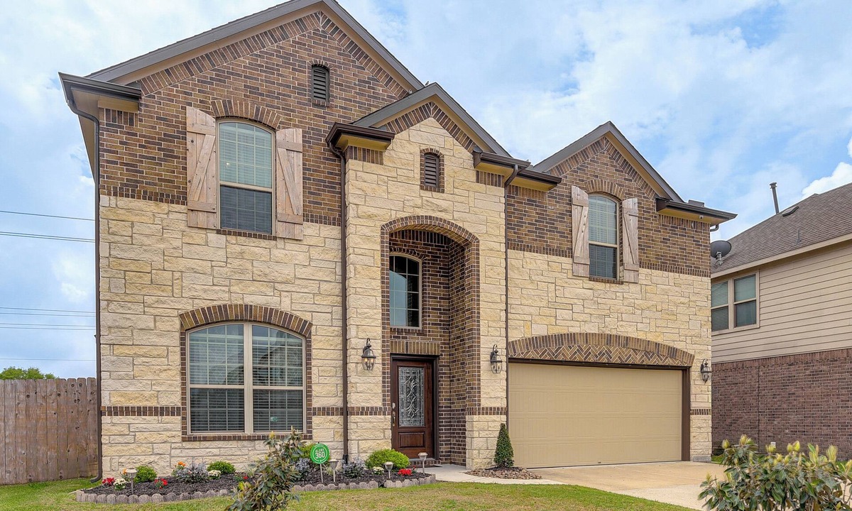 Baytown House | 22 Mi to Dtwn Houston: Spacious Baytown Home!