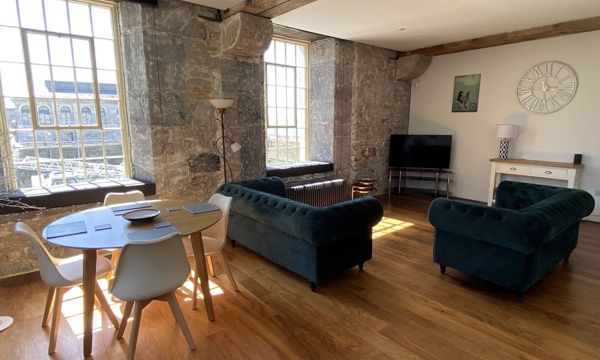 Plymouth Apartment | 22 Mills Bakery - Royal William Yard
