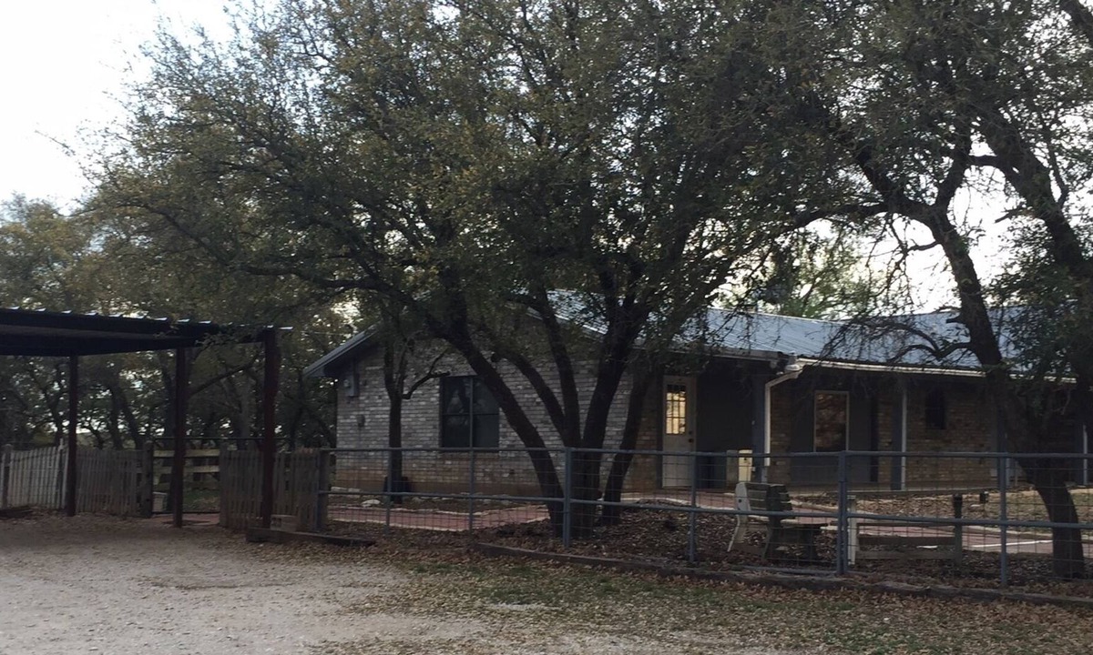 Brownwood House | 220+ Acres of Country Living to Get Away From It All