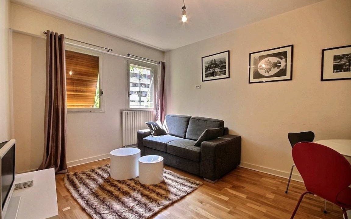 Quartier de l'Ecole-Militaire Apartment | 23 m² Apartment ∙ 2 guests