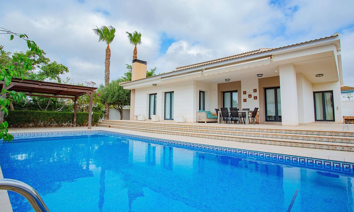 Dehesa de Campoamor Villa | 230 Villa Deluxe - Alicante Holiday