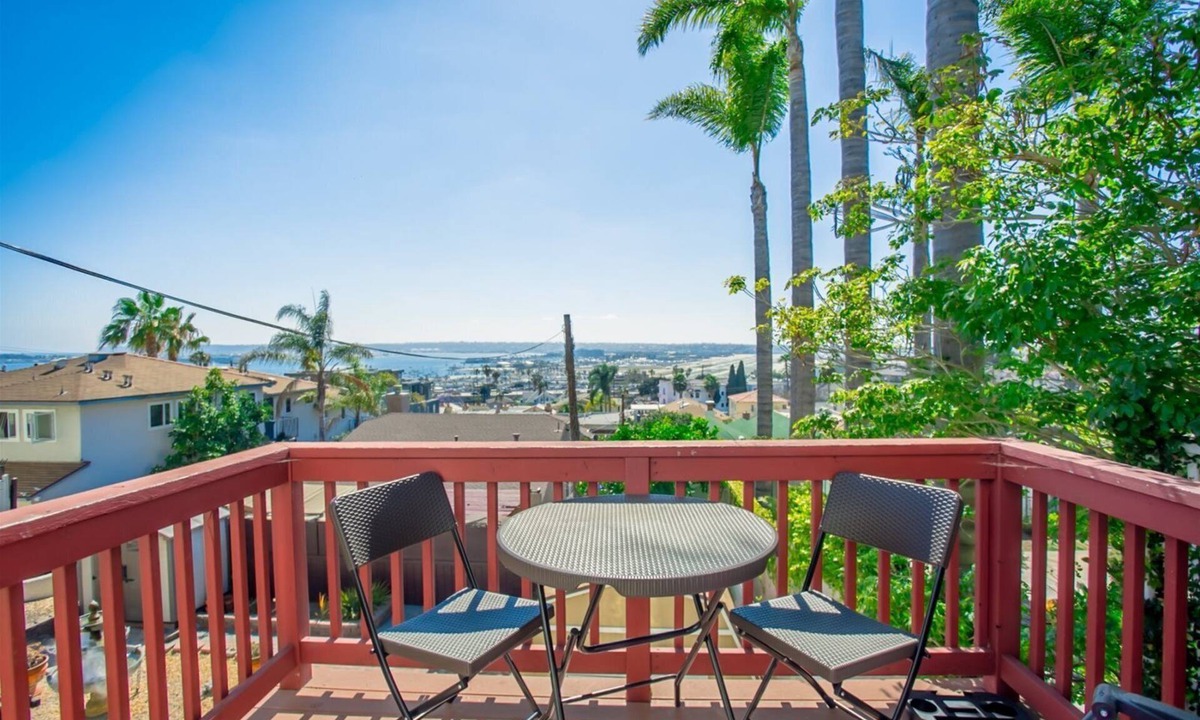 Bankers Hill House | 2330/a