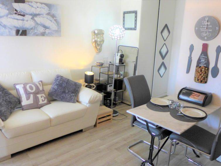 Villers-sur-Mer Apartment | 24 m² Apartment ∙ 1 bedroom ∙ 2 guests