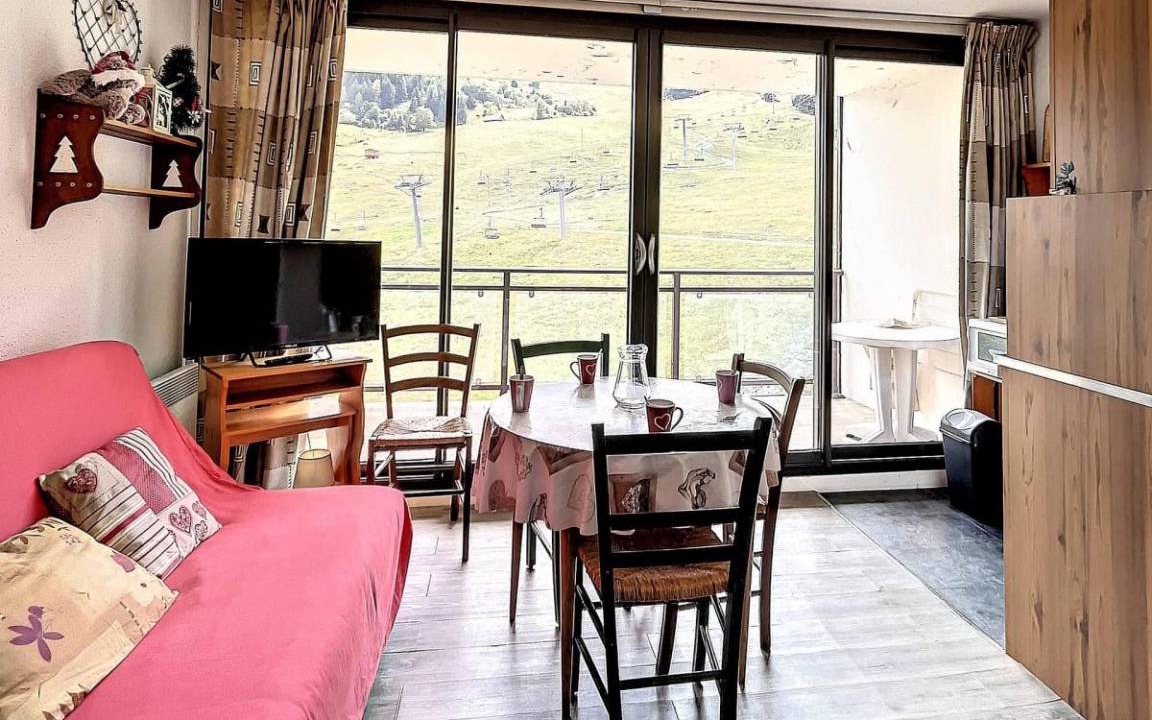 Villarembert Apartment | 24 m² Studio flat ∙ 1 bedroom ∙ 4 guests
