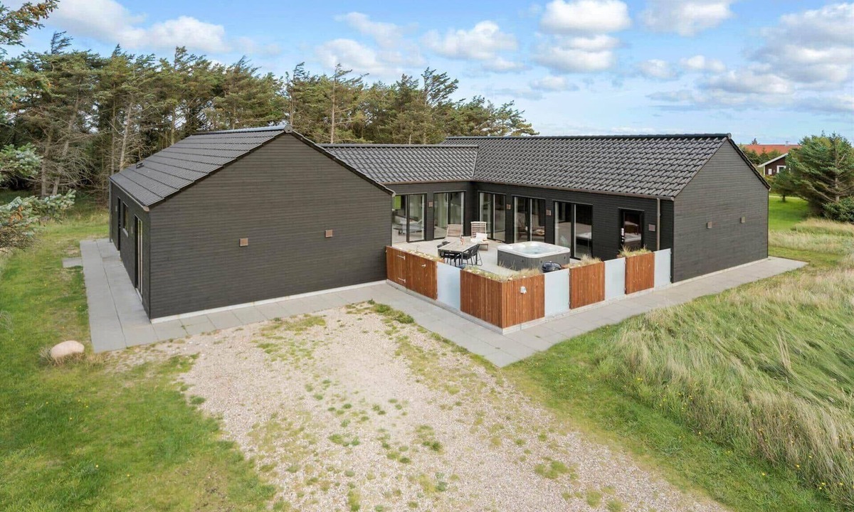 Harboore House | 240 Harboøre - Nautilusvej 2 c