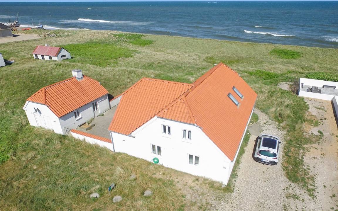 Lild Strand House | 240 m² House ∙ 5 bedrooms ∙ 10 guests
