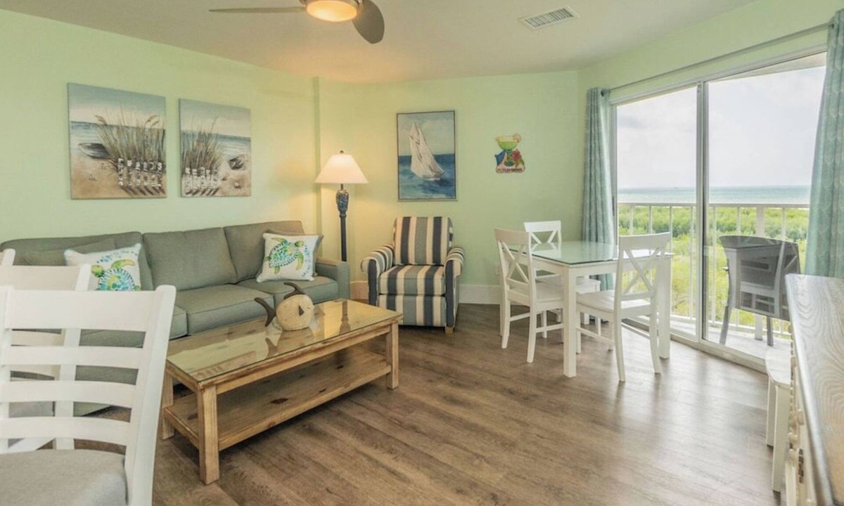 Tavernier Condo | 2405 Ocean Pointe Suites