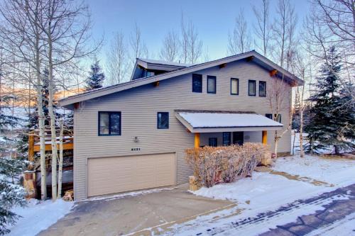 Deer Valley House | 2431 Nansen Court