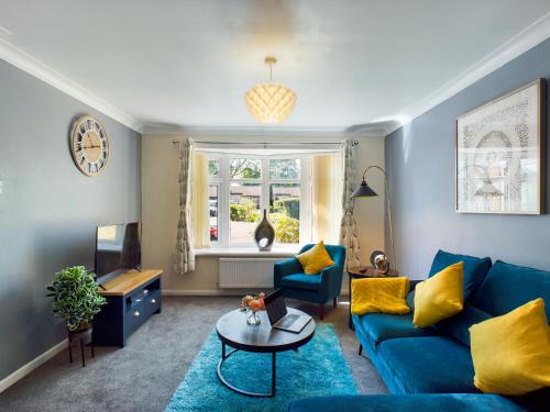 Telford Apartment | 247 Serviced Accommodation in Telford- 3BR HOUSE