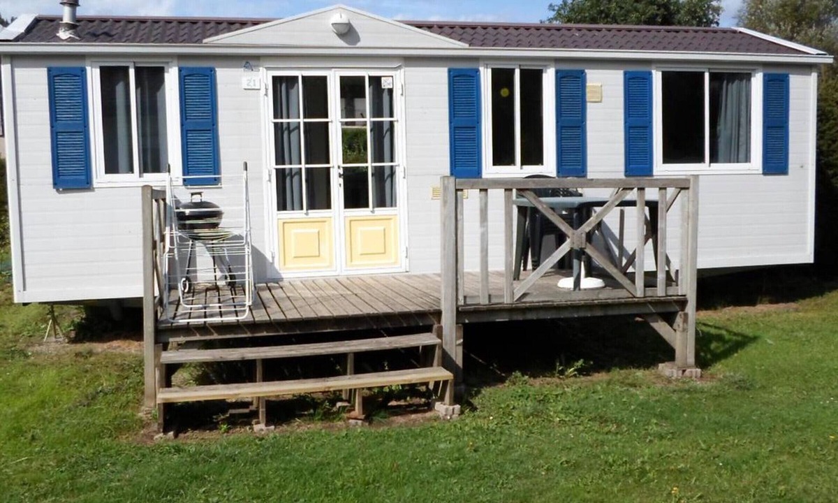 La Chapelle-devant-Bruyeres House | 24m² Mobile Home with Terrace for 5 People