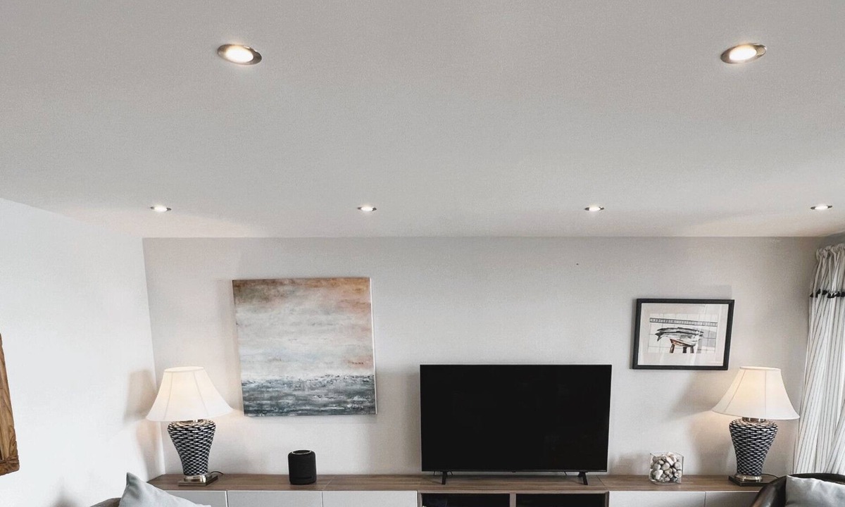 Sandown Apartment | 25 Breakwaters