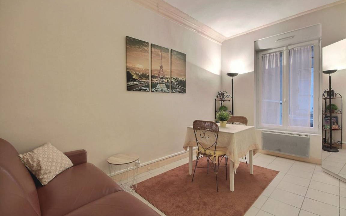 Ternes Apartment | 25 m² Apartment ∙ 2 guests