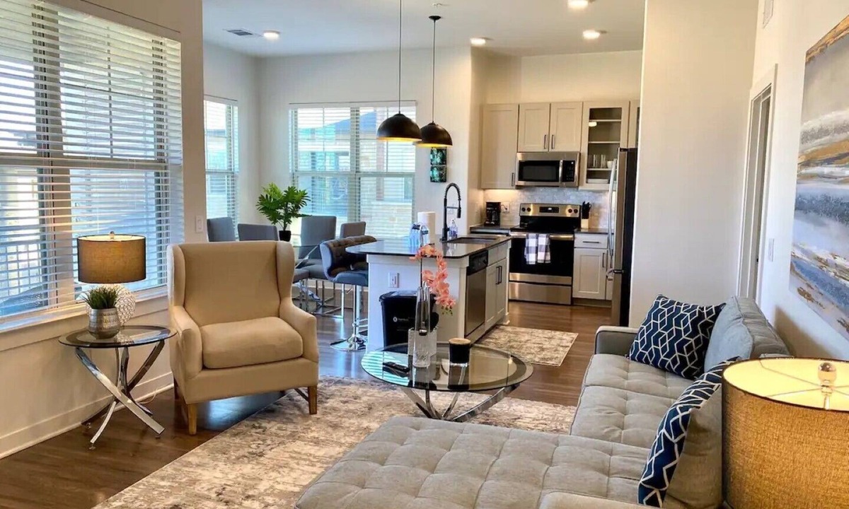 Grapevine Apartment | 25% OFF Luxury 2BD, Pool, Scenic Views - Grapevine