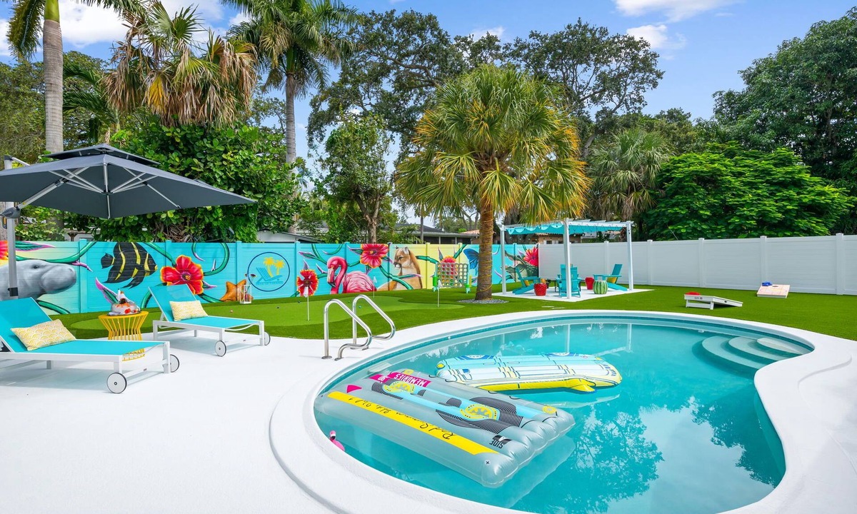 Edgewood House | 25%OffMidweek Pool MiniGolf FLL Cruise BackyardOasis FamilyFun PetFriendly