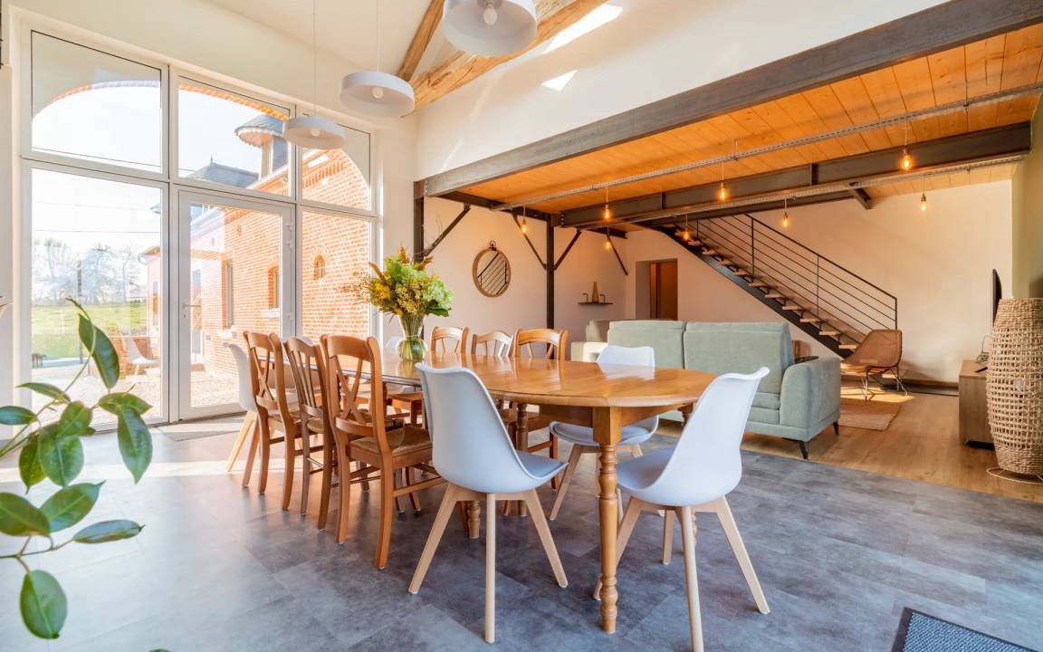 Sommeron House | 250 m² House ∙ 4 bedrooms ∙ 11 guests