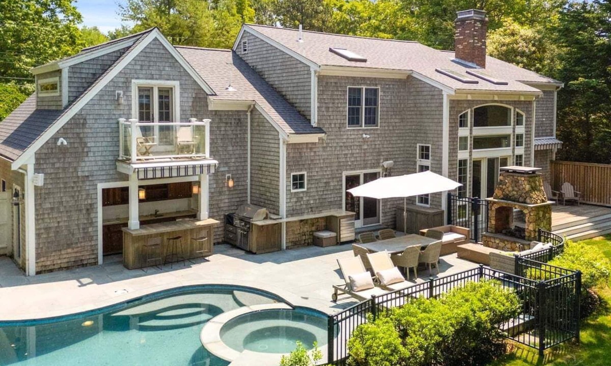 Cotuit House | 252-Co Clams & Shells High End Cotuit Waterfront, Pool & Dock, Bring your Boat!