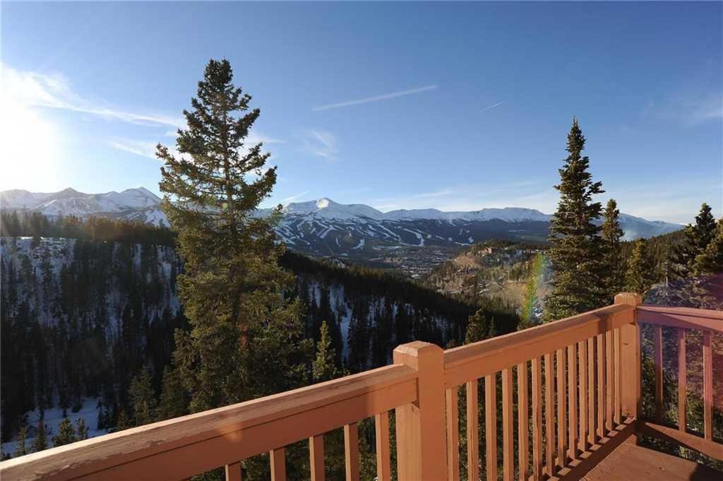 Dunkin Hill House | 2542 Boreas Pass