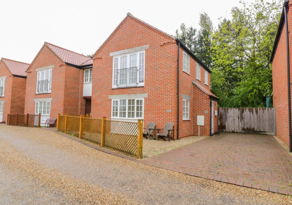 Stalham House | 26 Burtons Mill