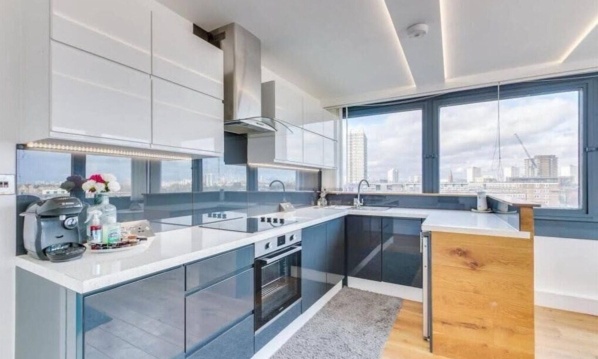 Latchmere Apartment | 26 Penge House