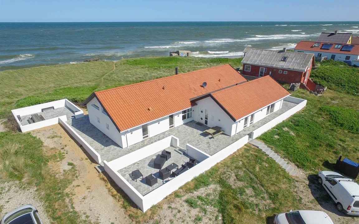 Lild Strand House | 260 m² House ∙ 5 bedrooms ∙ 10 guests