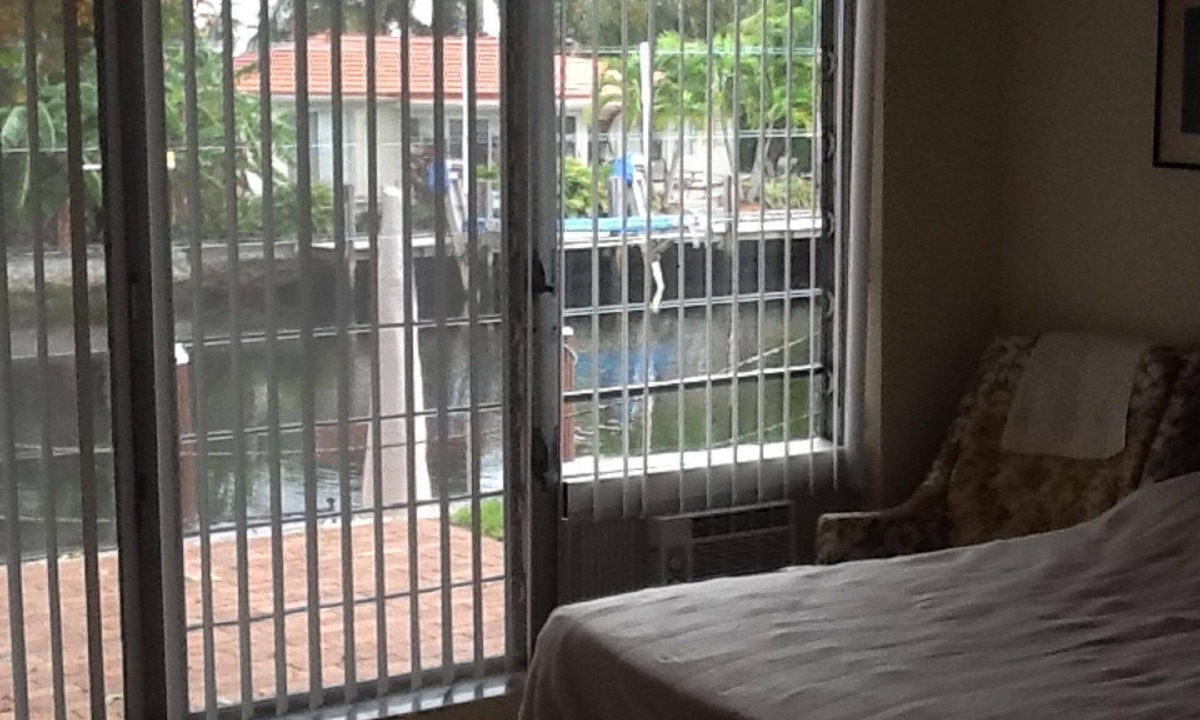 Pompano Isles Apartment | 260 Waterfront apartment close to beach