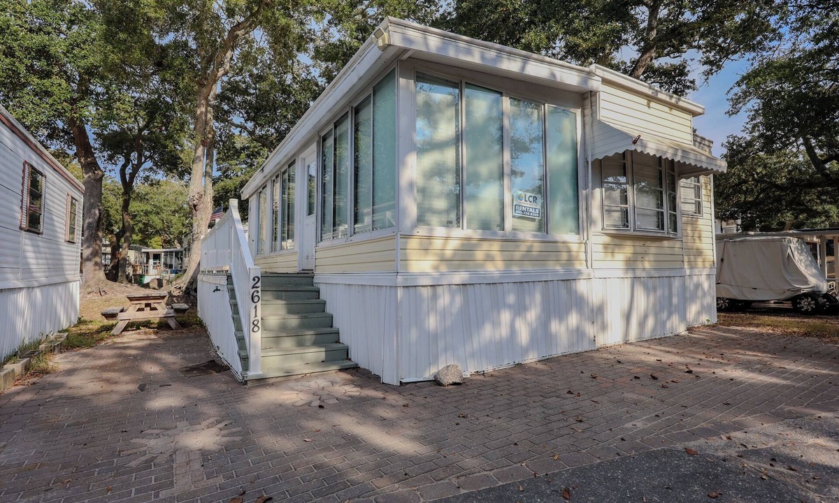 Myrtle Beach Cabin | 2618 Block 2 - Sleeps 6