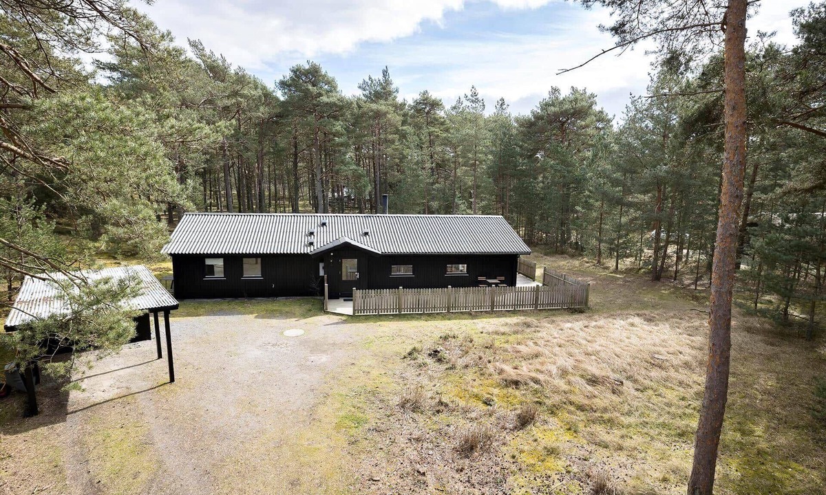 Pedersker House | 2654 Nexø - Møllestien 5