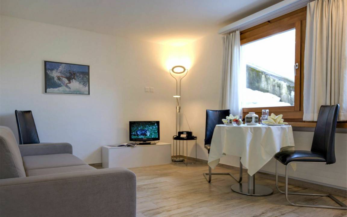 Silvaplana Apartment | 27 m² Apartment ∙ 1 bedroom ∙ 2 guests
